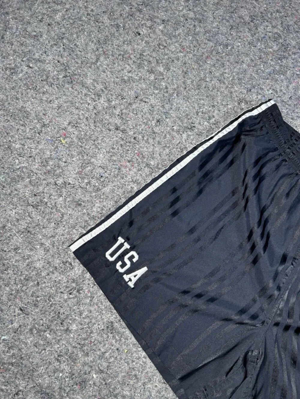 Adidas USA Vintage Soccer Shorts Sz L Black 3-Stripe Jacquard Striped Football
